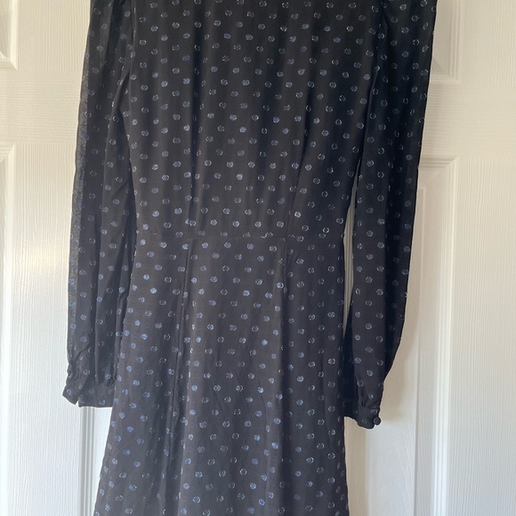 Very beautiful dress - Picture 3 of 5